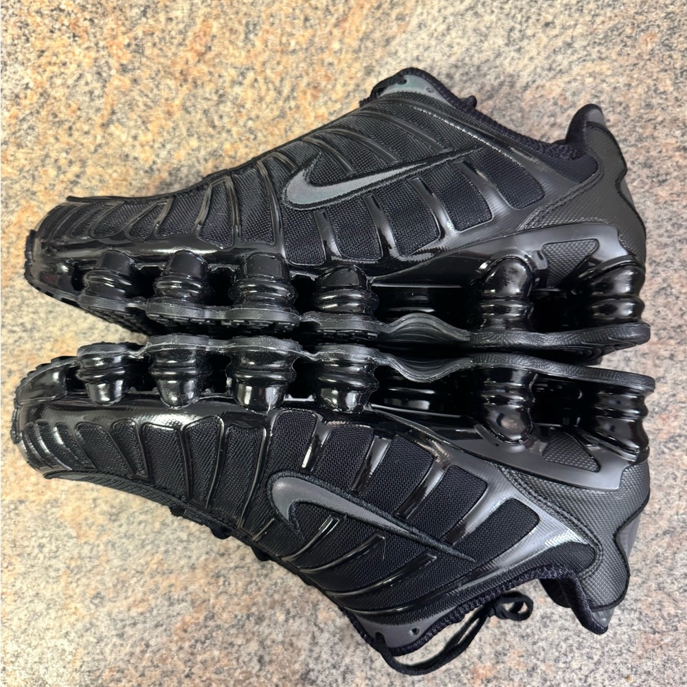 Nike Shox Black Size 9.5 M - Picture 3 of 10